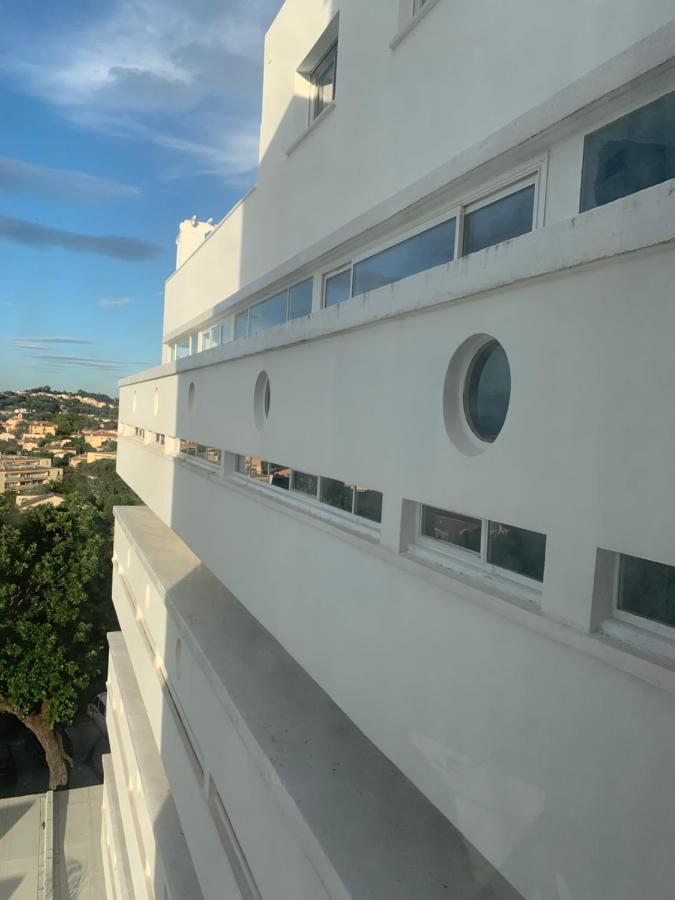 Élégant Studio Dans Batiment Historique Saint-Tropez Extérieur photo